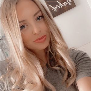 Meet your Posher, Chloe